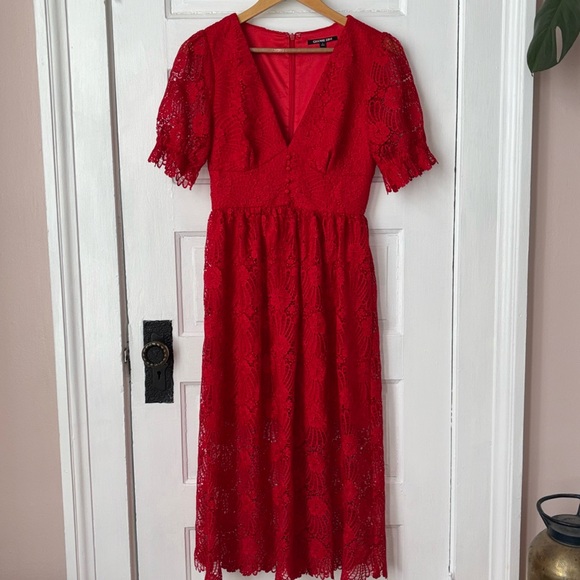 GIANNI BINI RED LACE PUFF SLEEVE MIDI DRESS - Picture 2 of 12